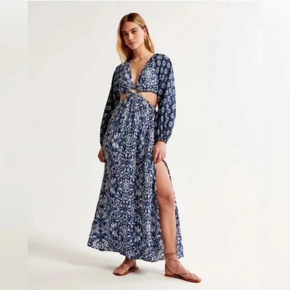 Abercrombie & Fitch Blue Long-Sleeve Plunge Cutout Maxi Dress size XS